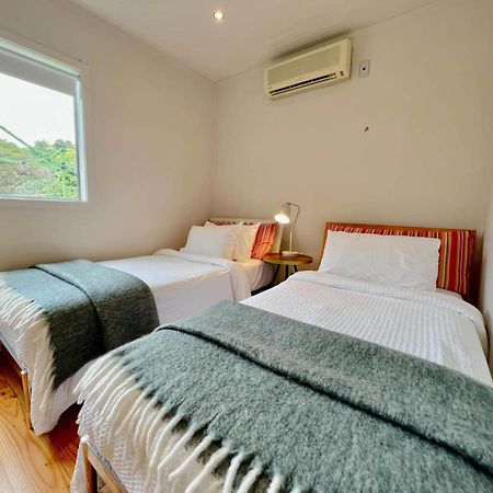 Tawa Cottage - Coast & Country Oneroa Exterior foto